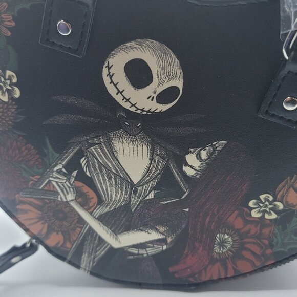 Hot Topic Sally and Jack Heart Shape Cross body Bag (NWT) - Picture 8 of 10